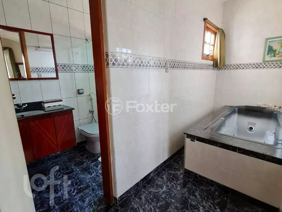 Casa à venda com 4 quartos, 234m² - Foto 11