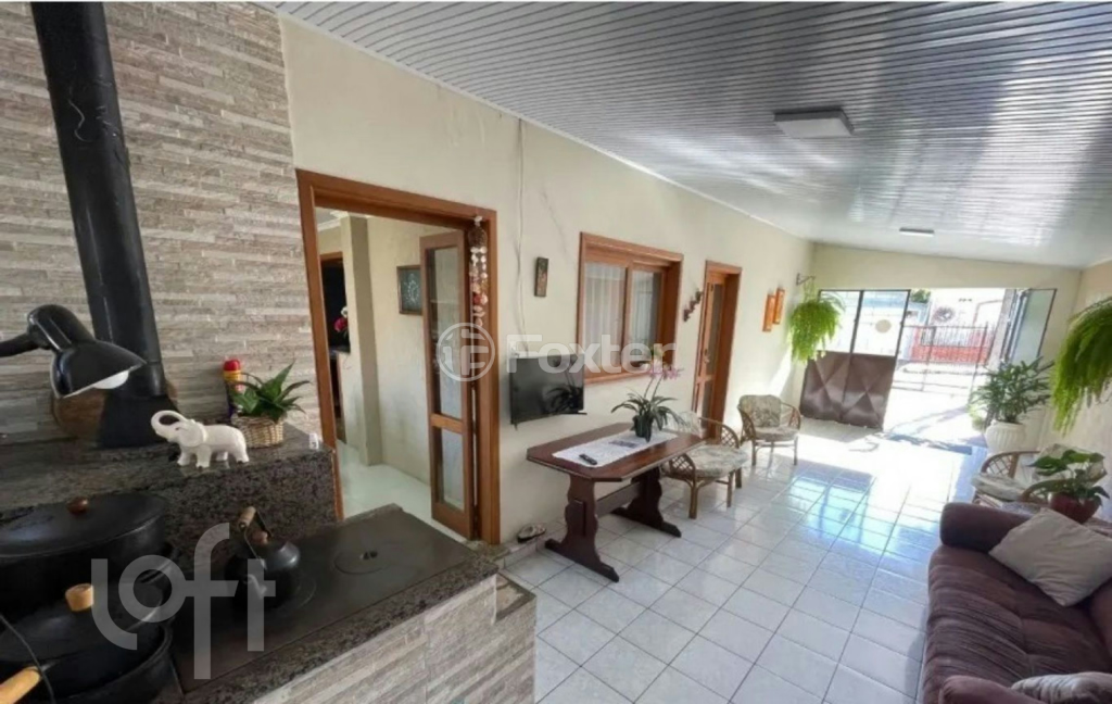 Casa à venda com 3 quartos, 120m² - Foto 4