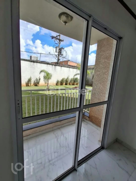 Apartamento à venda com 2 quartos, 50m² - Foto 3