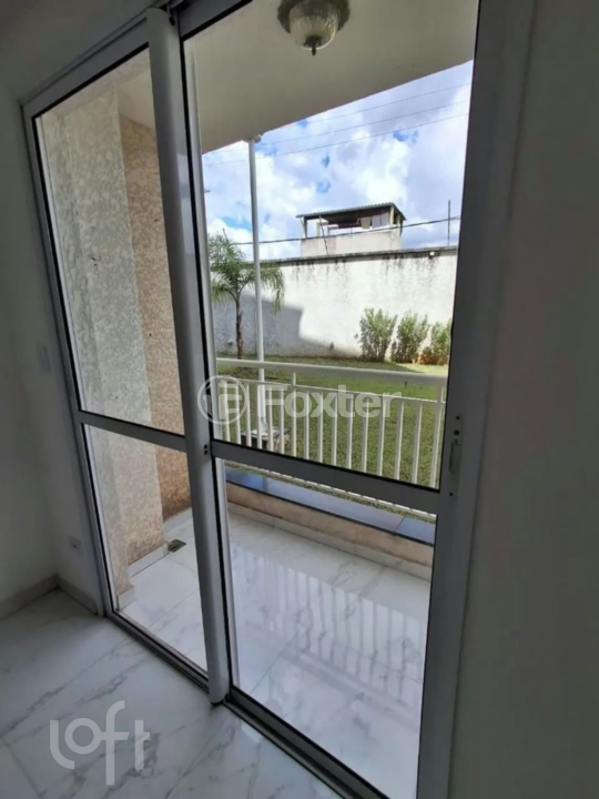 Apartamento à venda com 2 quartos, 50m² - Foto 2