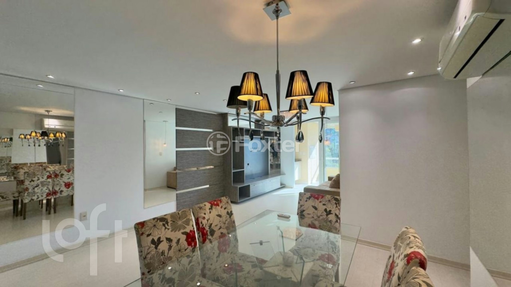 Apartamento à venda com 2 quartos, 95m² - Foto 2
