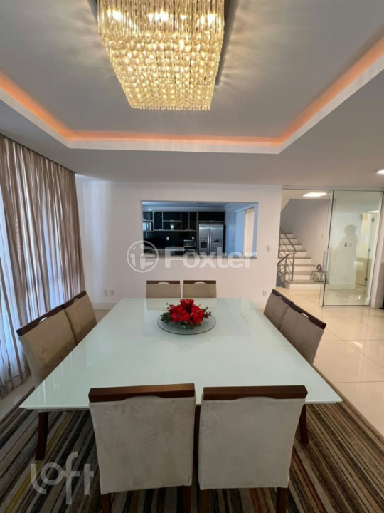 Casa à venda com 3 quartos, 301m² - Foto 12