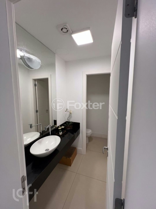 Casa à venda com 3 quartos, 301m² - Foto 35