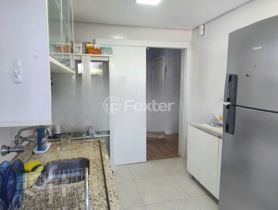 Apartamento à venda com 2 quartos, 67m² - Foto 9