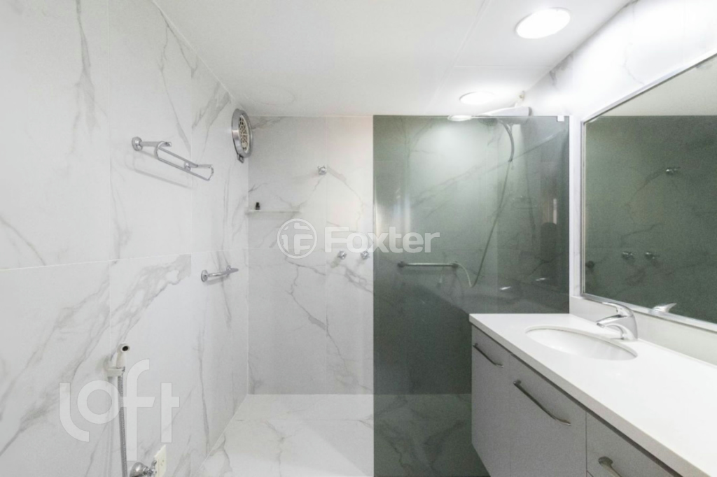 Apartamento à venda com 3 quartos, 165m² - Foto 17