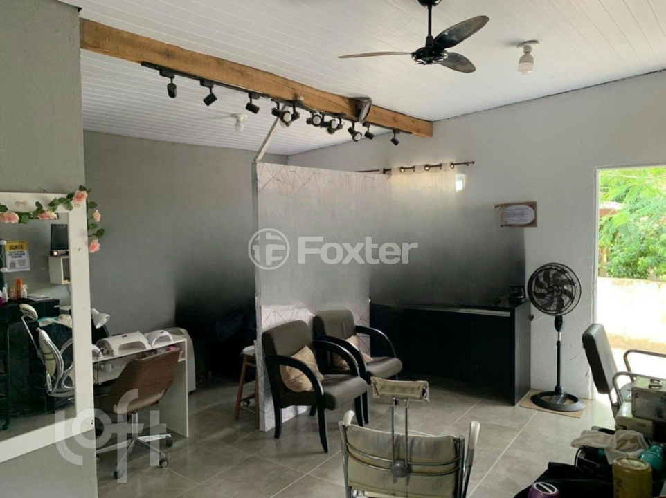 Casa à venda com 2 quartos, 100m² - Foto 2