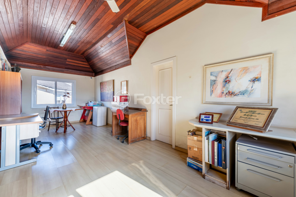 Casa de Condomínio à venda com 4 quartos, 212m² - Foto 3