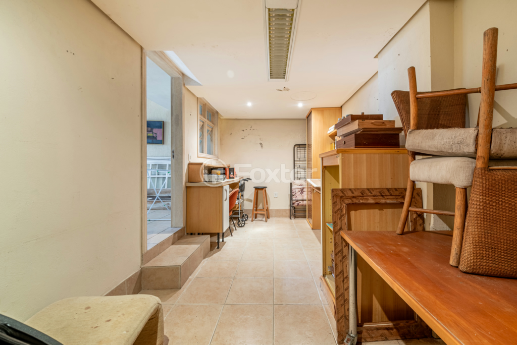 Casa de Condomínio à venda com 4 quartos, 212m² - Foto 28