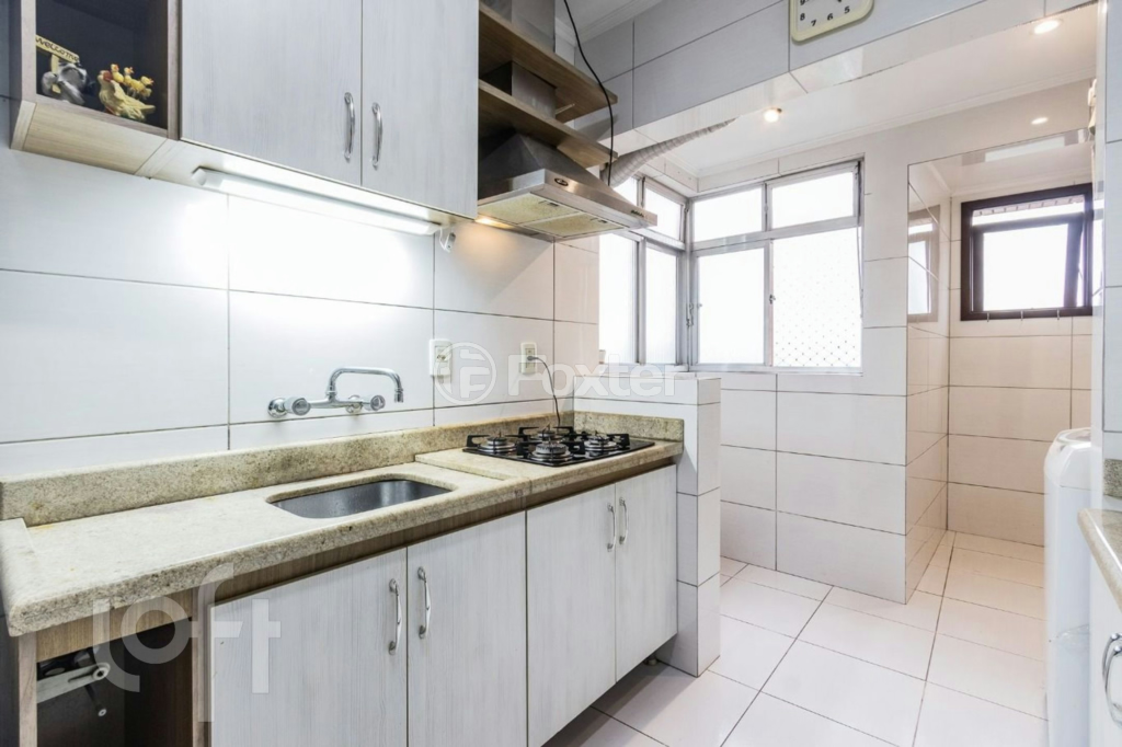 Apartamento à venda com 2 quartos, 64m² - Foto 12