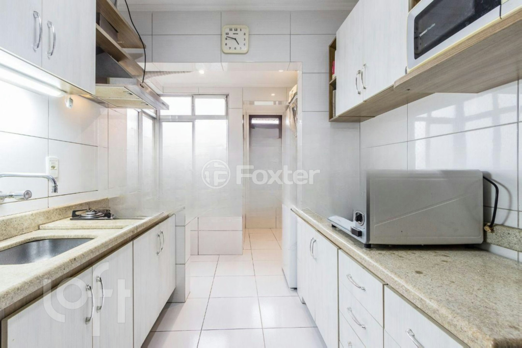 Apartamento à venda com 2 quartos, 64m² - Foto 11