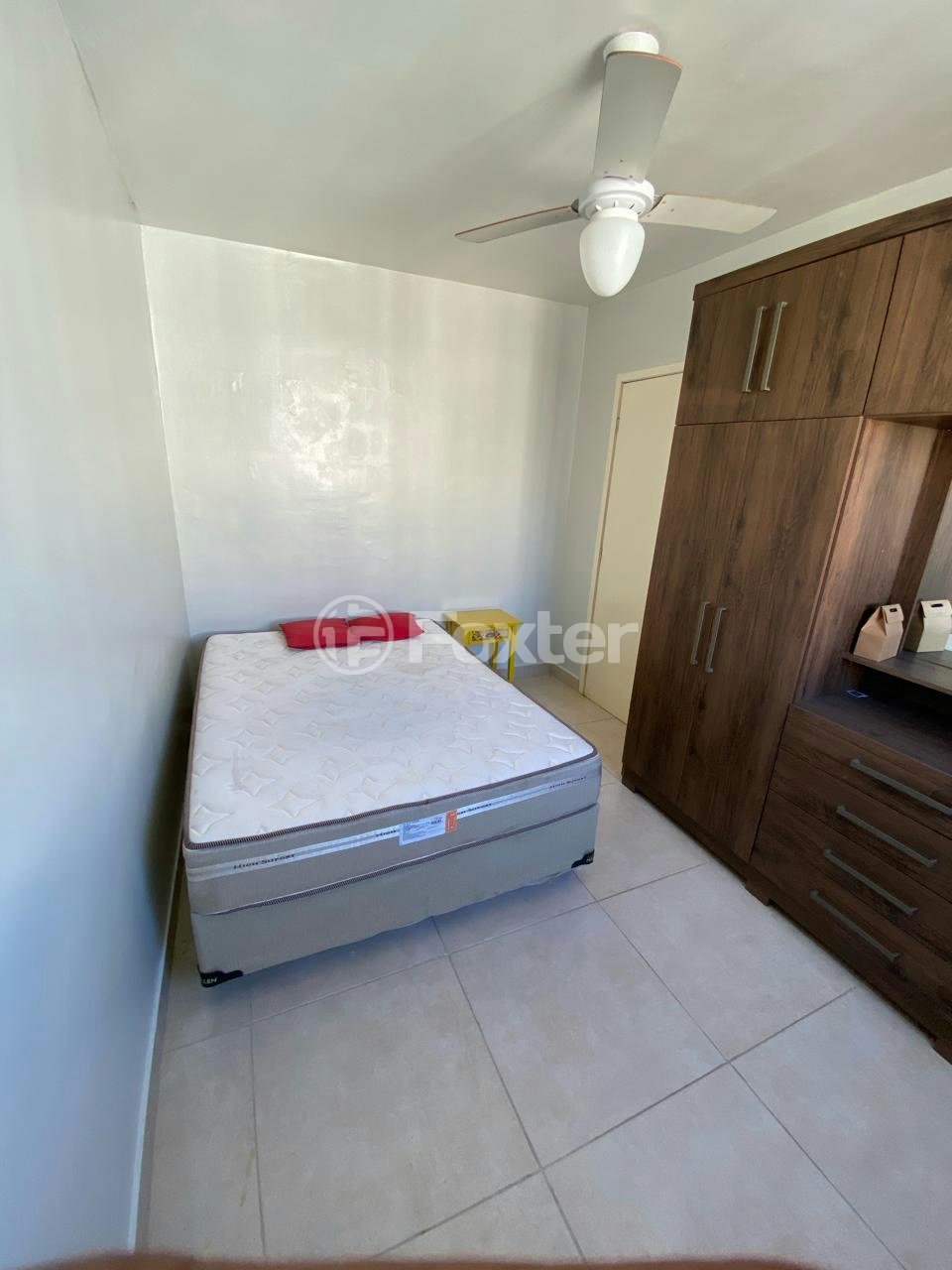 Apartamento à venda com 2 quartos, 48m² - Foto 3