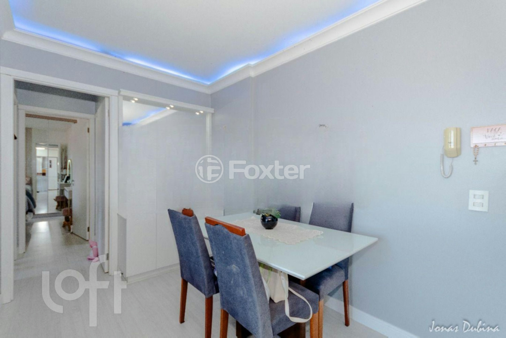 Apartamento à venda com 2 quartos, 60m² - Foto 2