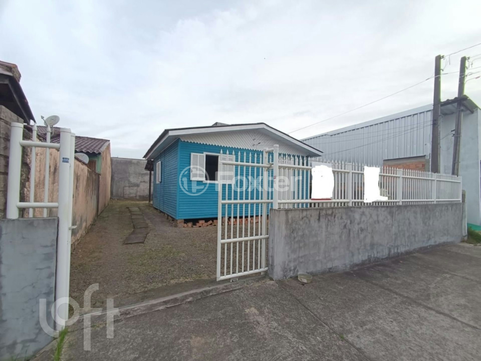 Casa à venda com 2 quartos, 55m² - Foto 4