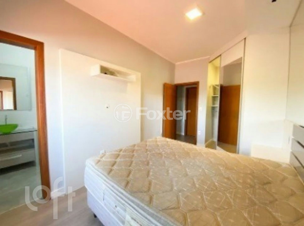 Casa à venda com 4 quartos, 156m² - Foto 9