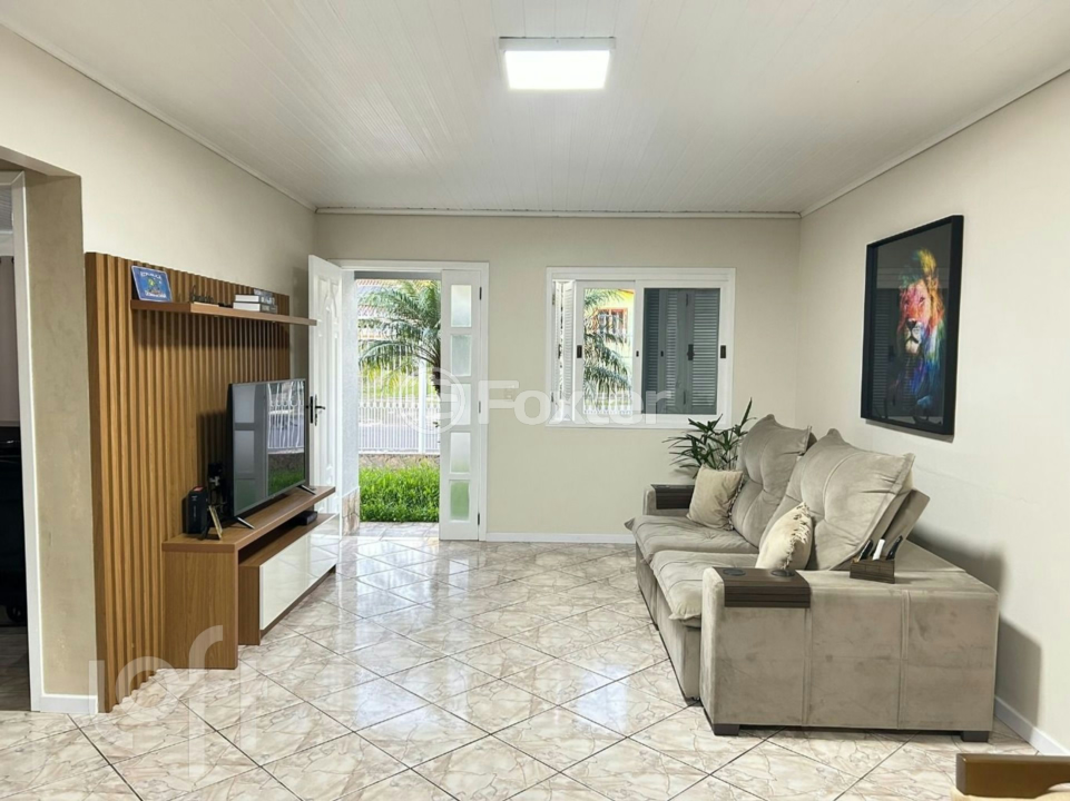 Casa à venda com 3 quartos, 198m² - Foto 3