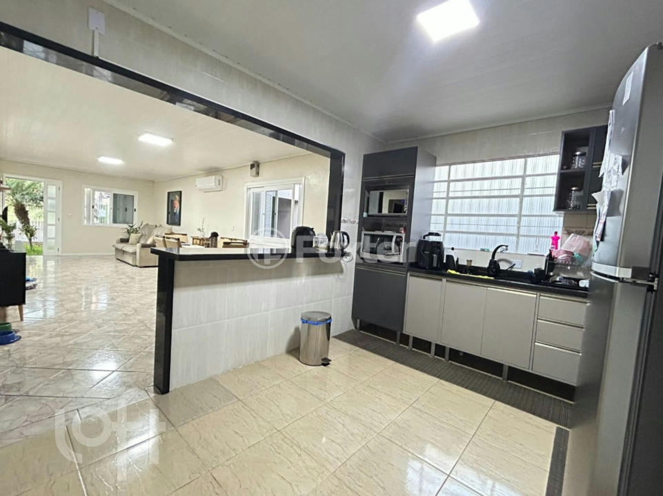 Casa à venda com 3 quartos, 198m² - Foto 7