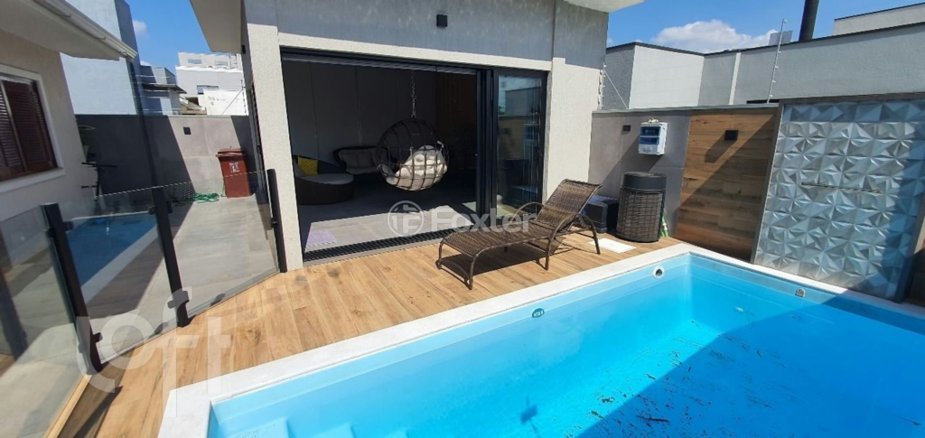 Casa à venda com 3 quartos, 170m² - Foto 4