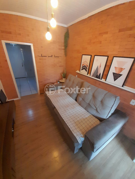 Casa à venda com 3 quartos, 80m² - Foto 4