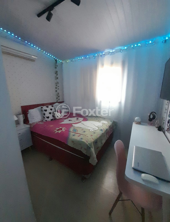 Casa à venda com 3 quartos, 80m² - Foto 6