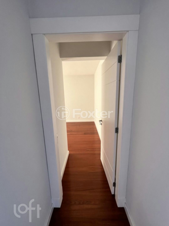 Apartamento à venda com 3 quartos, 124m² - Foto 9