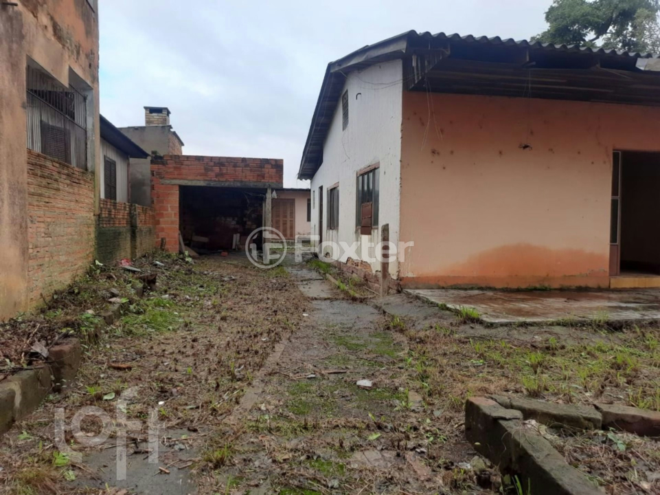 Casa à venda com 2 quartos, 144m² - Foto 2