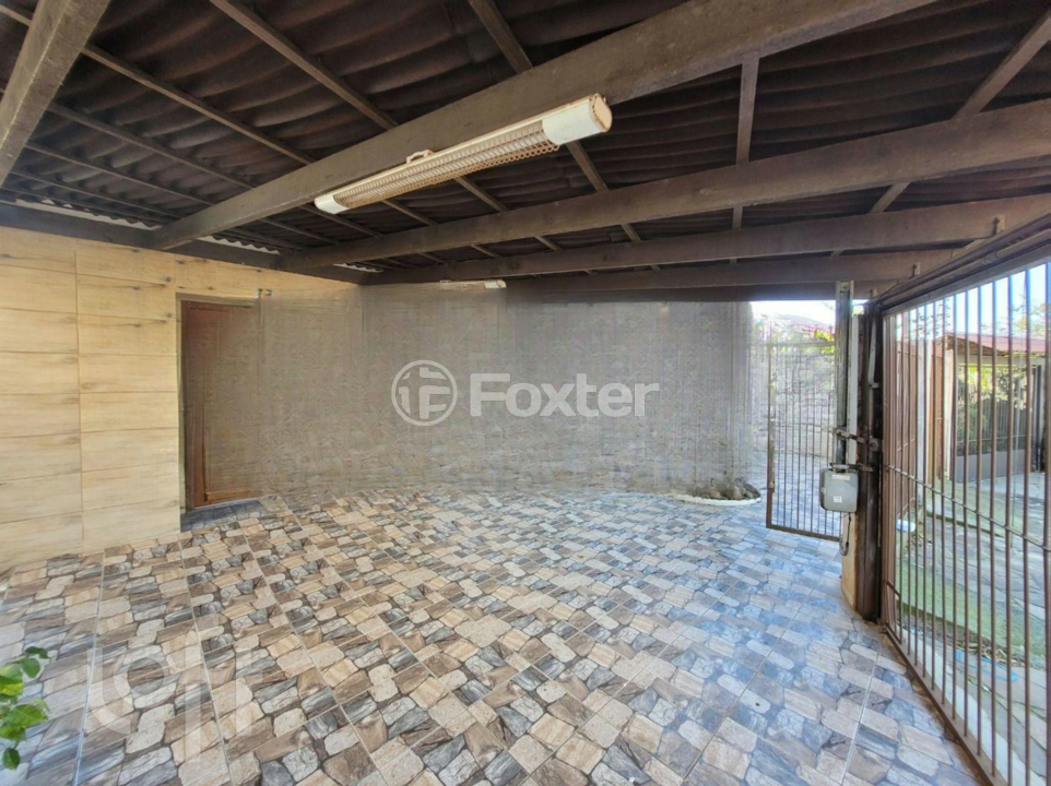 Casa à venda com 4 quartos, 300m² - Foto 32