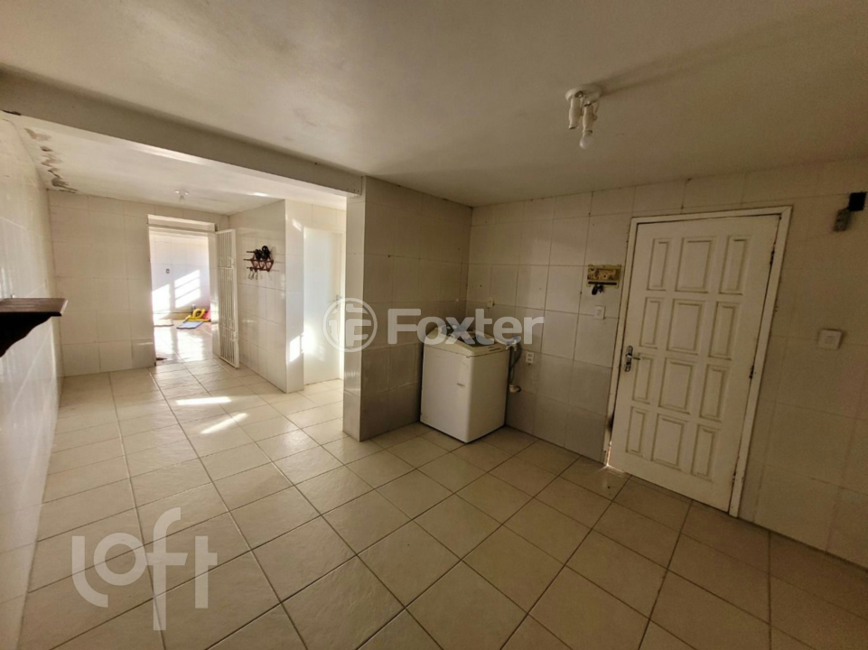Casa à venda com 4 quartos, 300m² - Foto 31