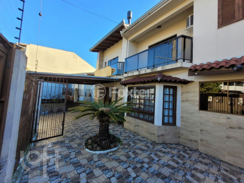 Casa à venda com 4 quartos, 300m² - Foto 35