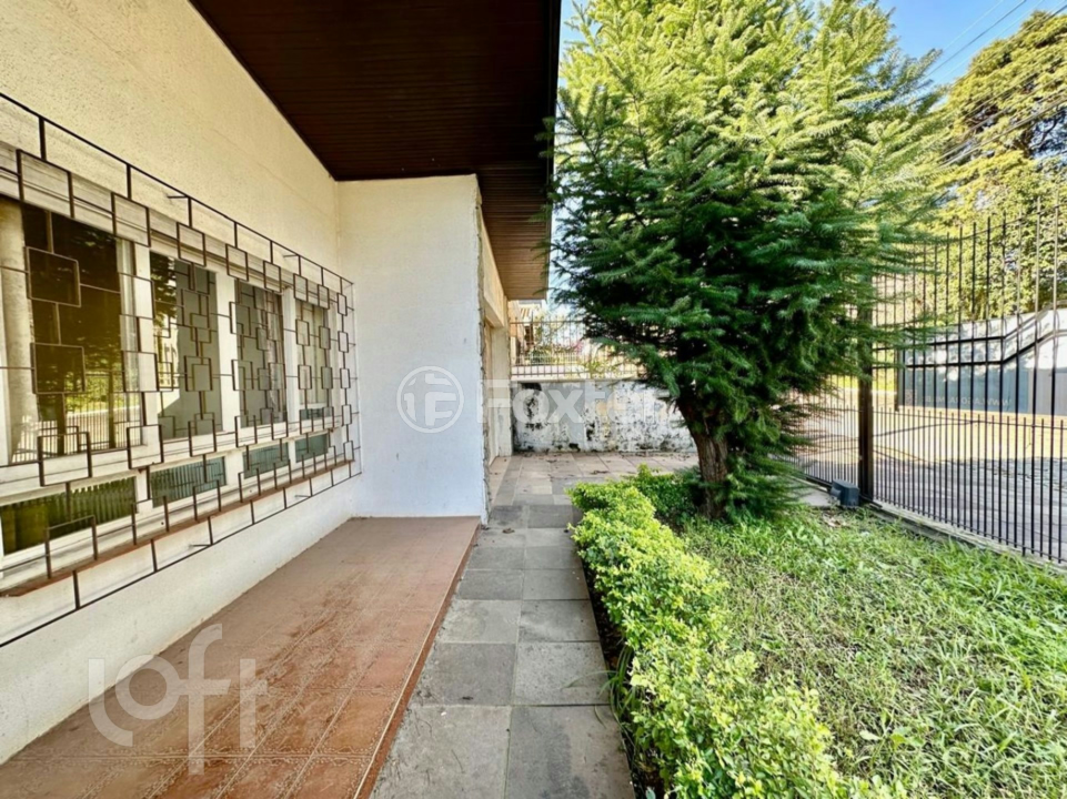 Casa à venda com 3 quartos, 360m² - Foto 3