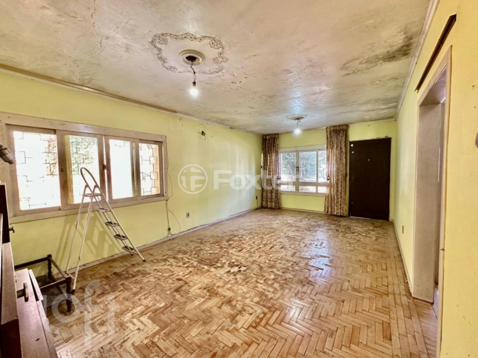 Casa à venda com 3 quartos, 360m² - Foto 7