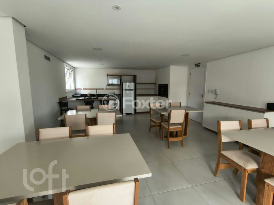 Apartamento à venda com 2 quartos, 62m² - Foto 4