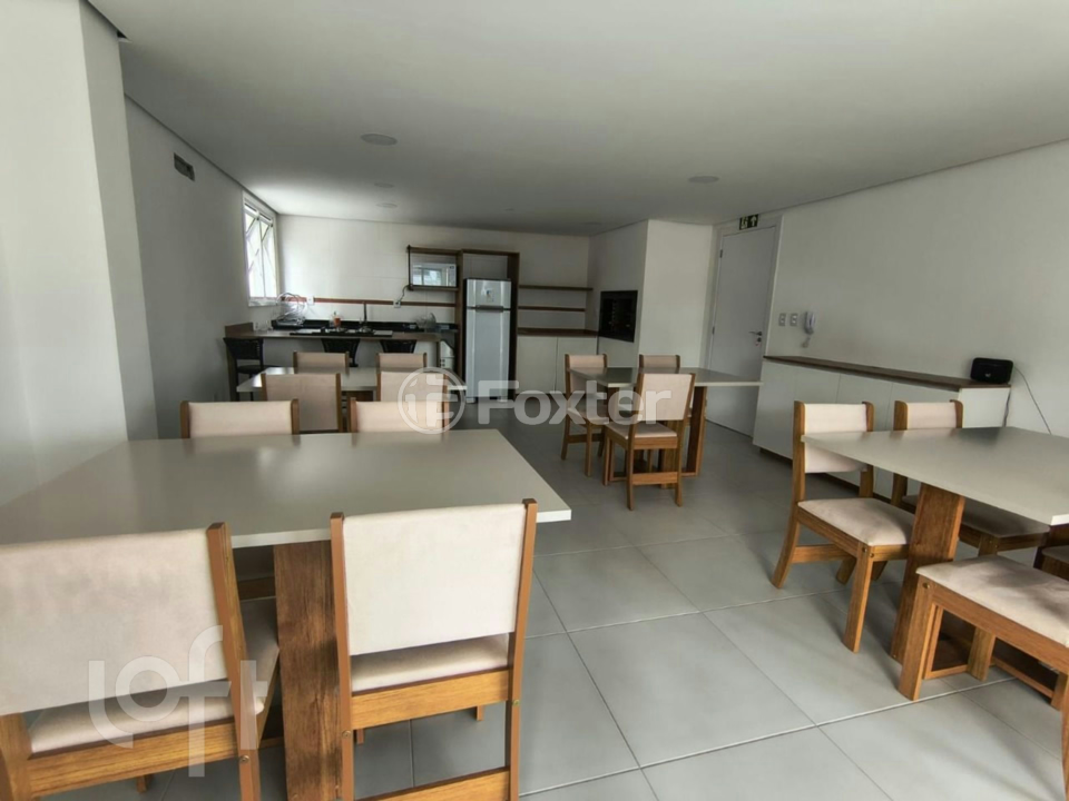 Apartamento à venda com 2 quartos, 62m² - Foto 3