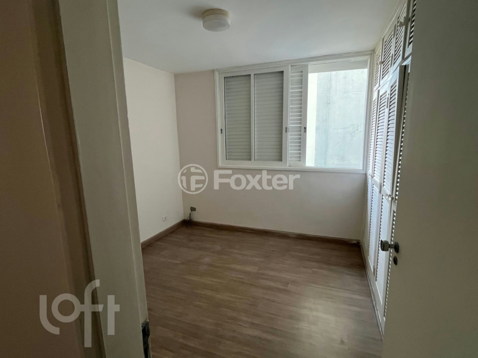 Casa à venda com 4 quartos, 212m² - Foto 4
