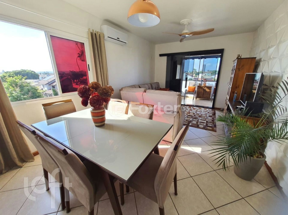 Apartamento à venda com 2 quartos, 73m² - Foto 3