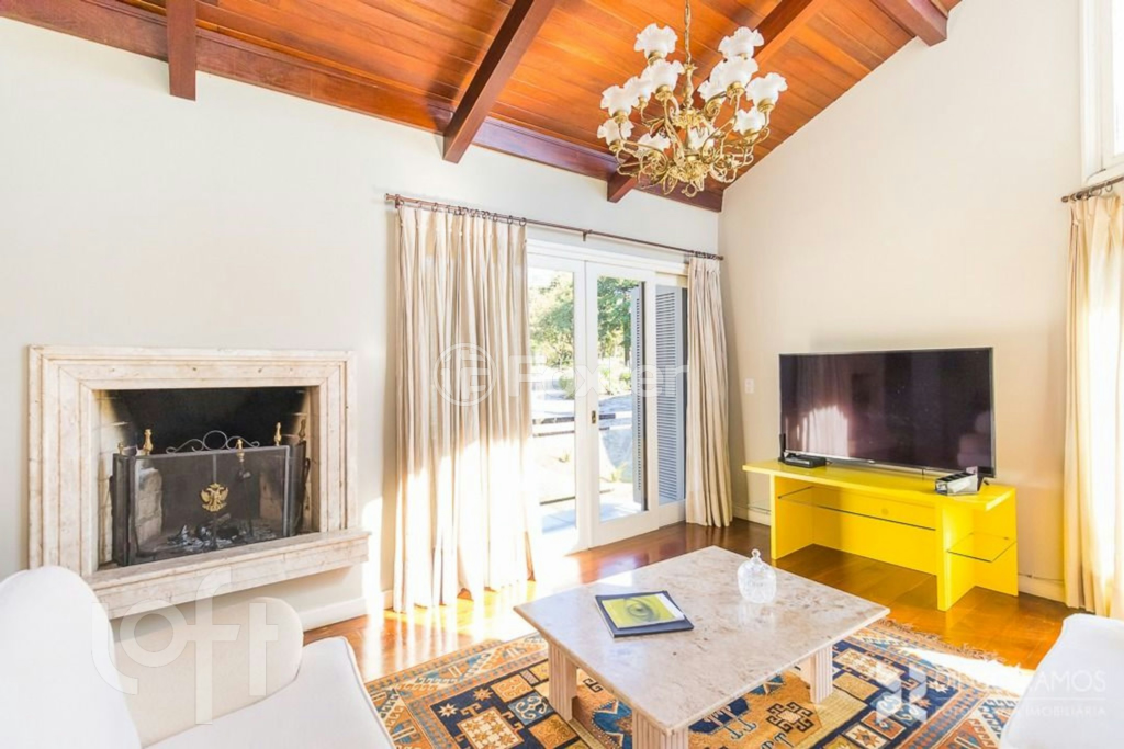 Casa de Condomínio à venda com 3 quartos, 400m² - Foto 5