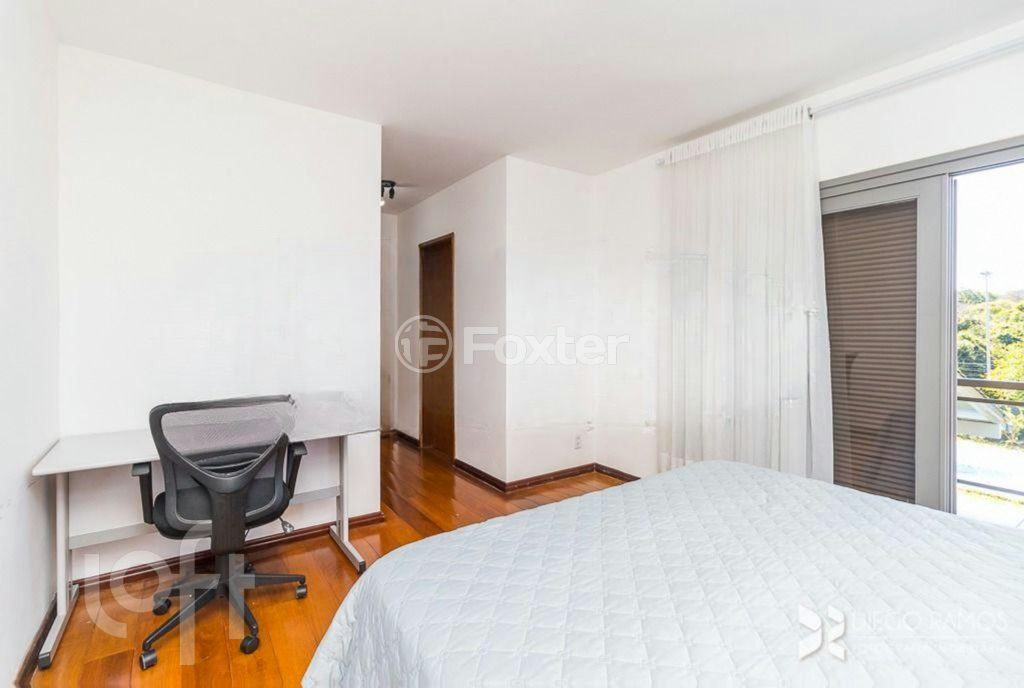 Casa de Condomínio à venda com 3 quartos, 400m² - Foto 25