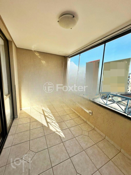 Apartamento à venda com 3 quartos, 111m² - Foto 8