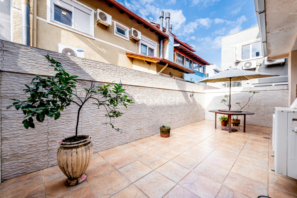 Casa de Condomínio à venda com 3 quartos, 141m² - Foto 11