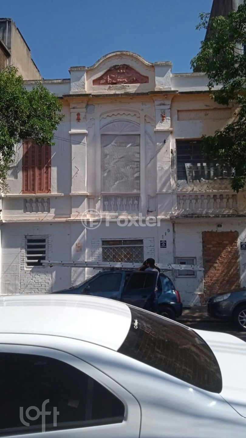 Casa à venda com 3 quartos, 274m² - Foto 4