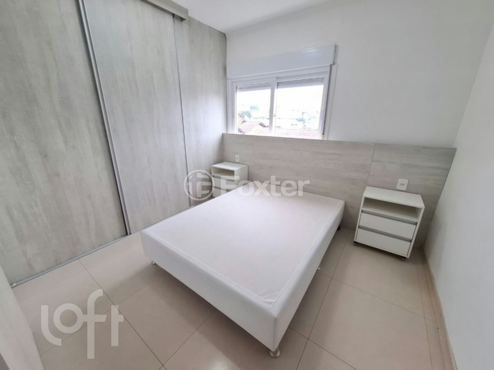 Apartamento à venda com 2 quartos, 62m² - Foto 2