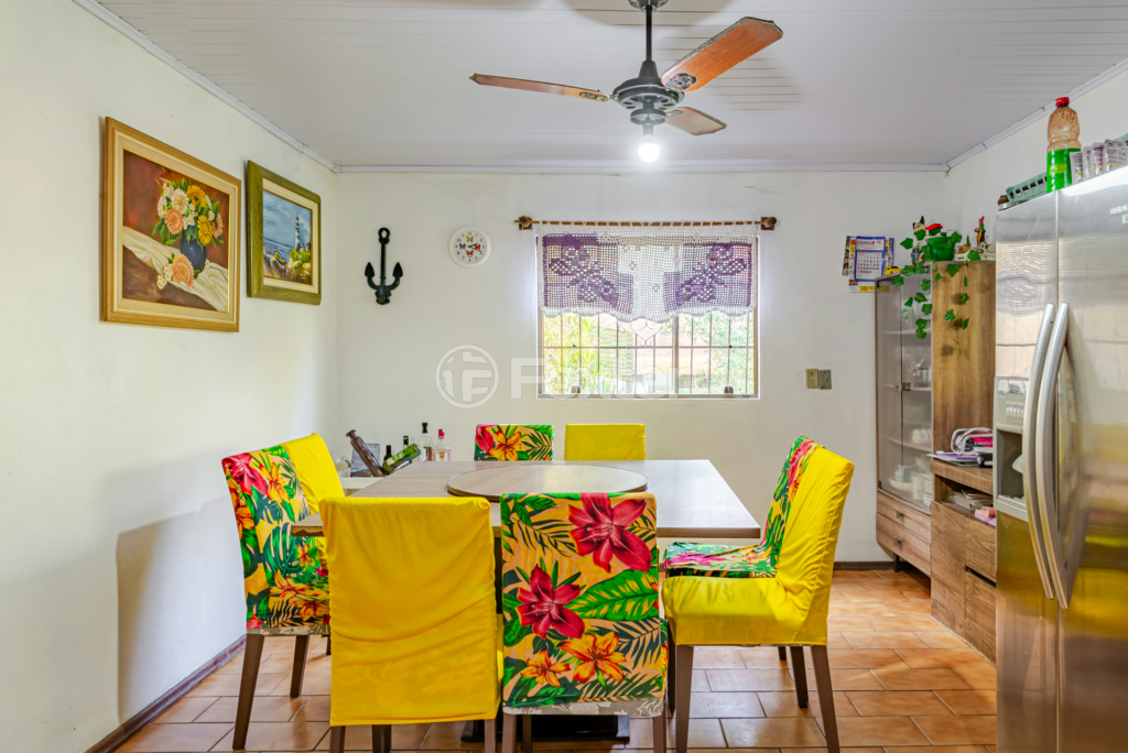 Casa à venda com 4 quartos, 250m² - Foto 13