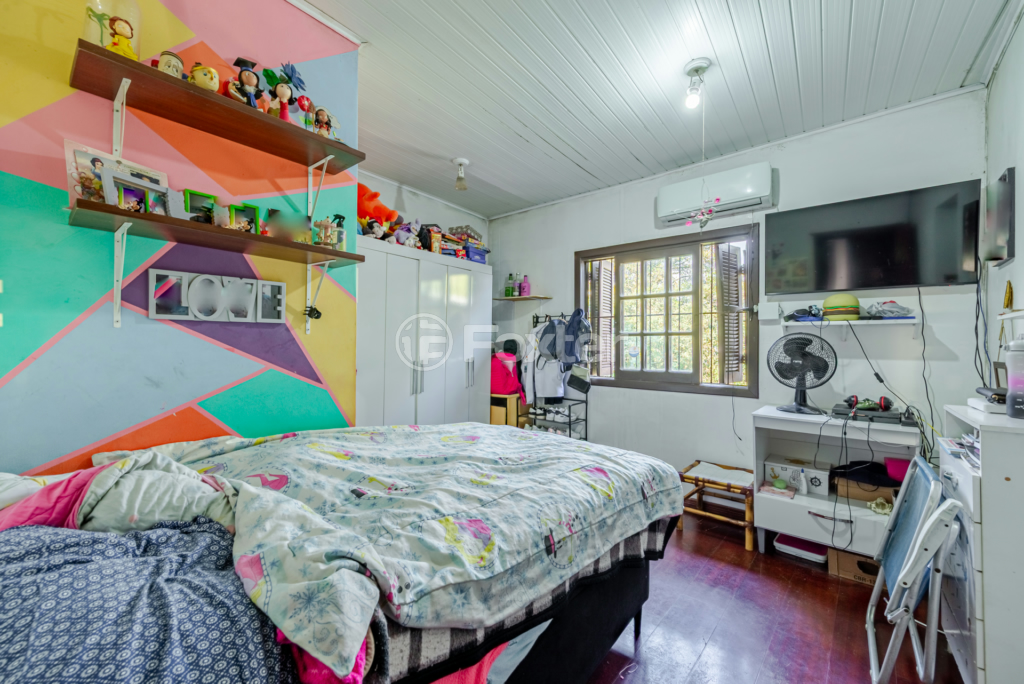 Casa à venda com 4 quartos, 250m² - Foto 17