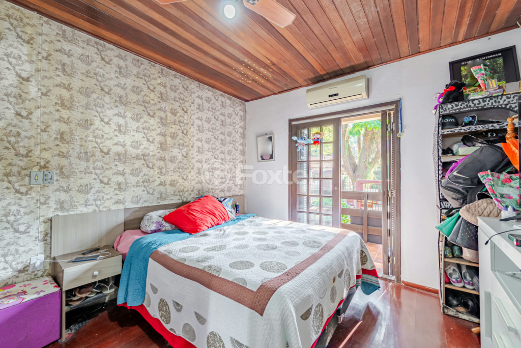Casa à venda com 4 quartos, 250m² - Foto 19