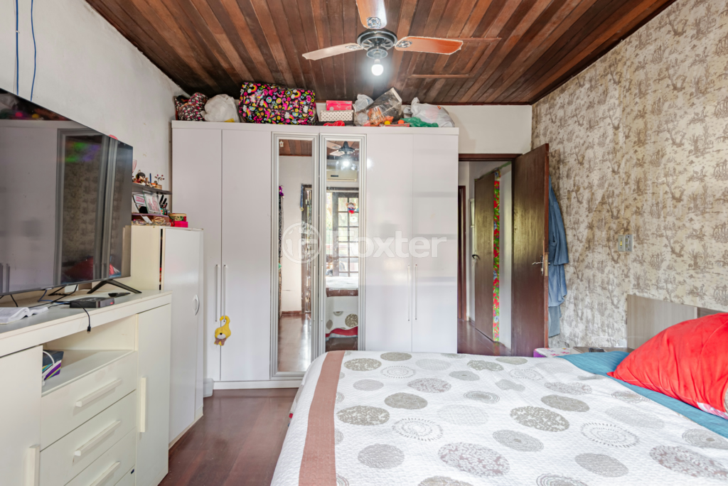 Casa à venda com 4 quartos, 250m² - Foto 21