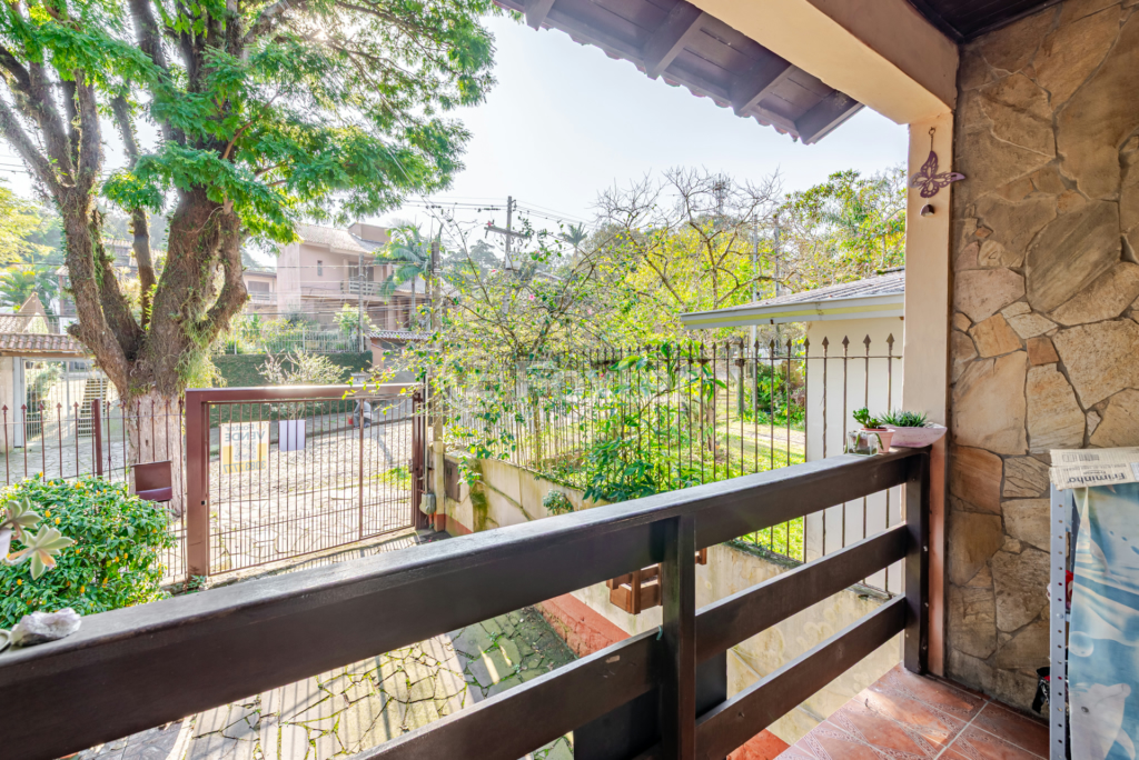 Casa à venda com 4 quartos, 250m² - Foto 23