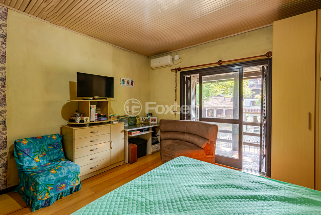Casa à venda com 4 quartos, 250m² - Foto 26