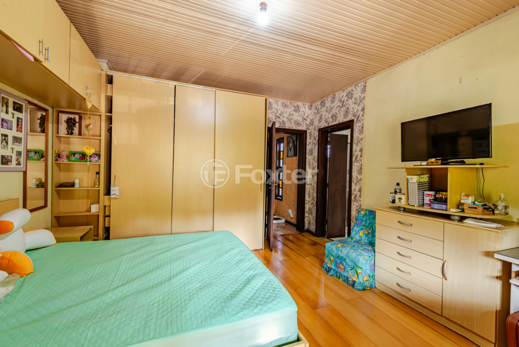 Casa à venda com 4 quartos, 250m² - Foto 27
