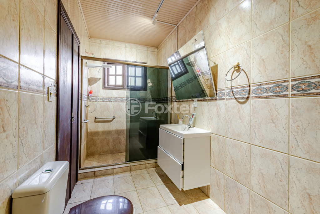 Casa à venda com 4 quartos, 250m² - Foto 32