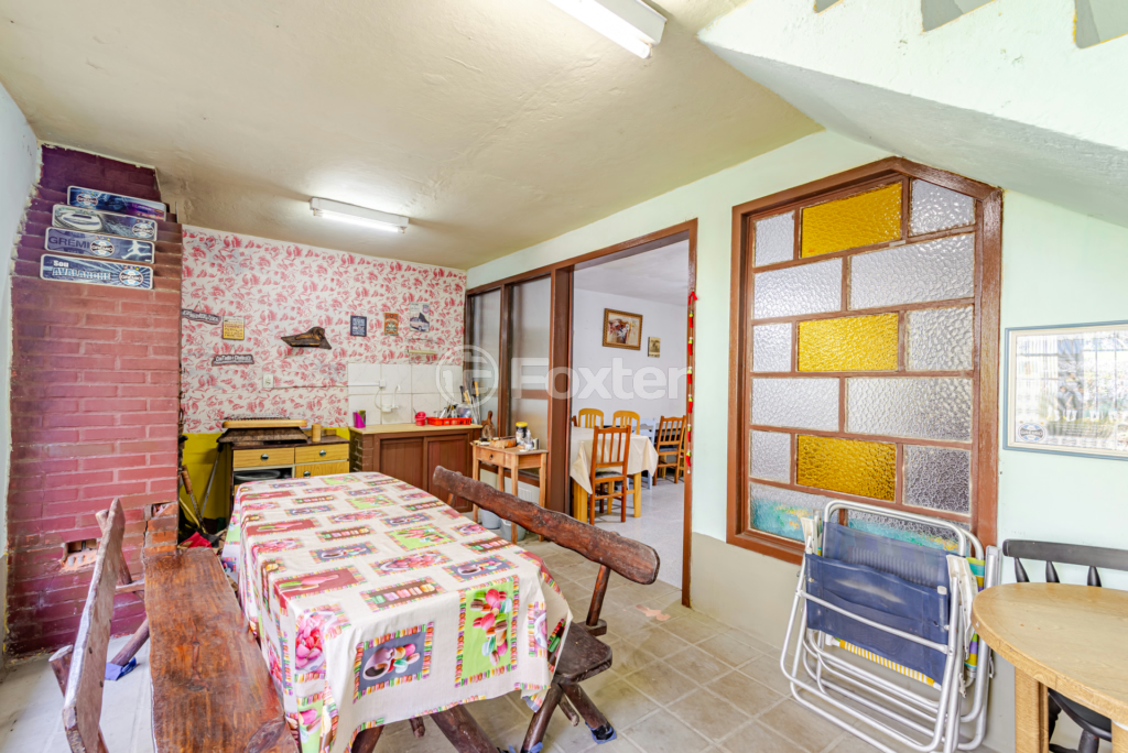 Casa à venda com 4 quartos, 250m² - Foto 37