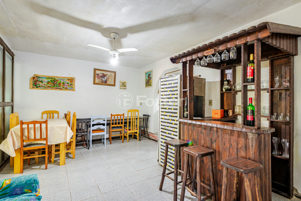 Casa à venda com 4 quartos, 250m² - Foto 40